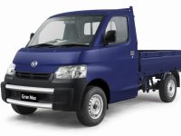 spesifikasi mobil daihatsu